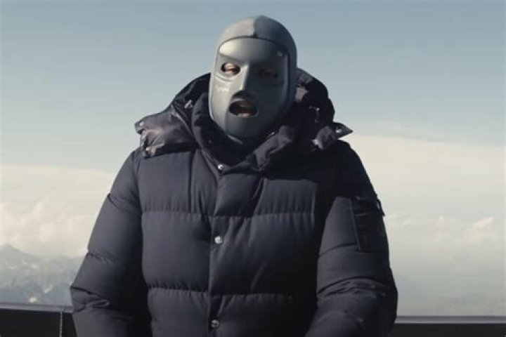 M Huncho Net Worth: Details About Him, Career, Home, Age, Income - SarkariResult