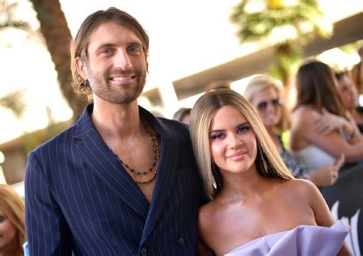 
Maren Morris Opens Up About Her Difficult Postpartum Recovery 