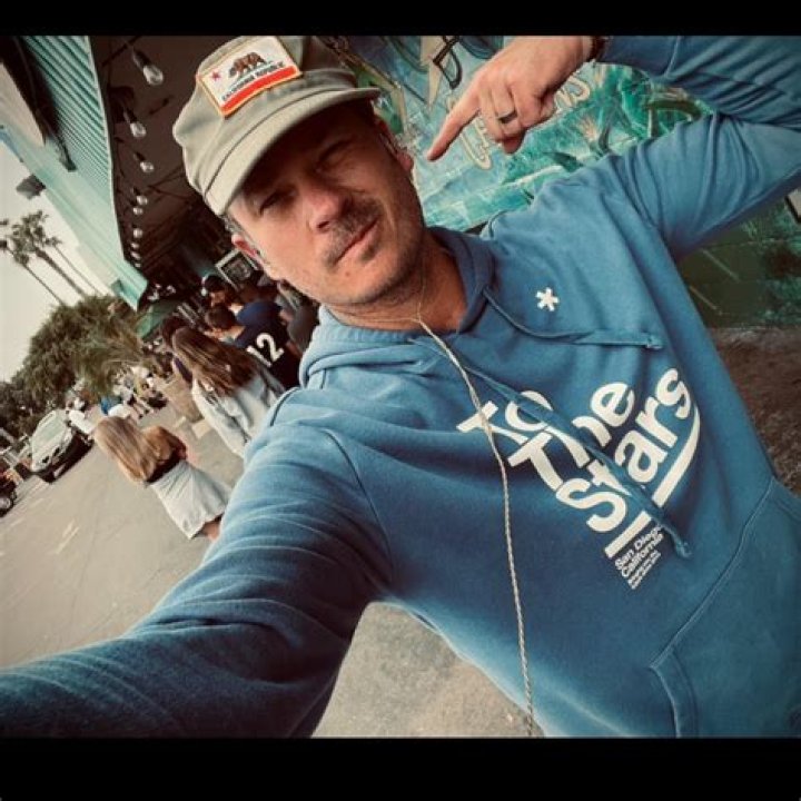 Mark Hoppus Net Worth 2023 : Unveiling the Wealth of Blink-182 Bassist - SarkariResult