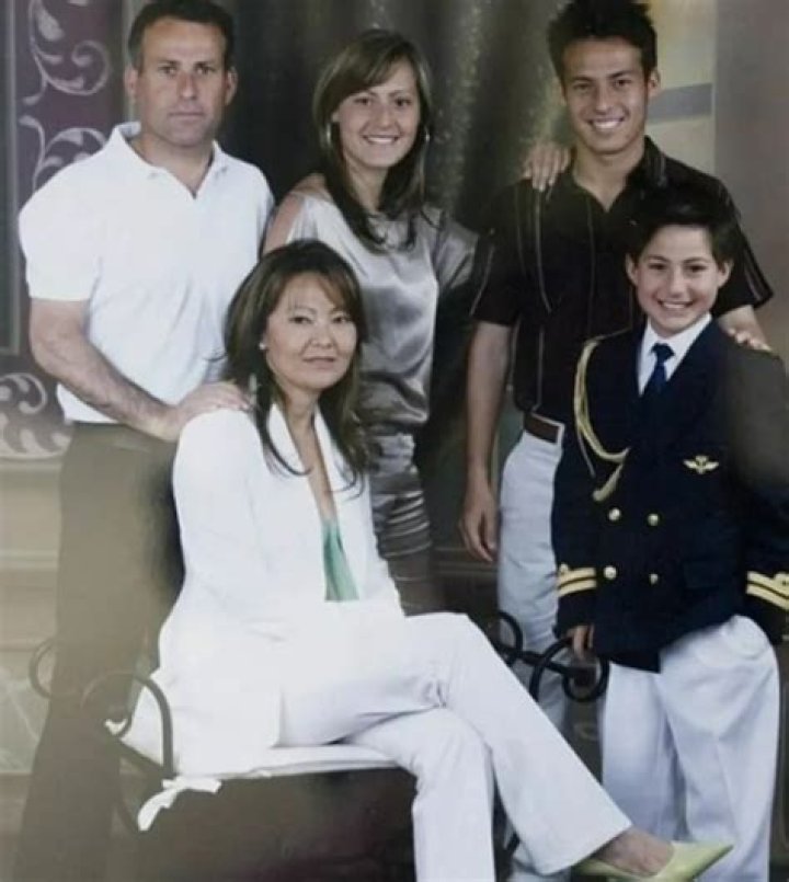 
Meet Anderson Silva Parents: Juarez Silva And Vera Lúcia Da Silva, Siblings And Family 