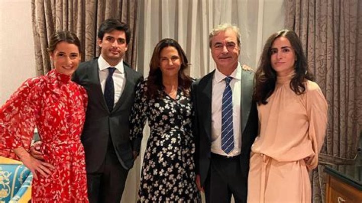 Meet Carlos Sainz Jr.’s Parents Carlos Sainz Sr. And Reyes Vázquez de Castro
