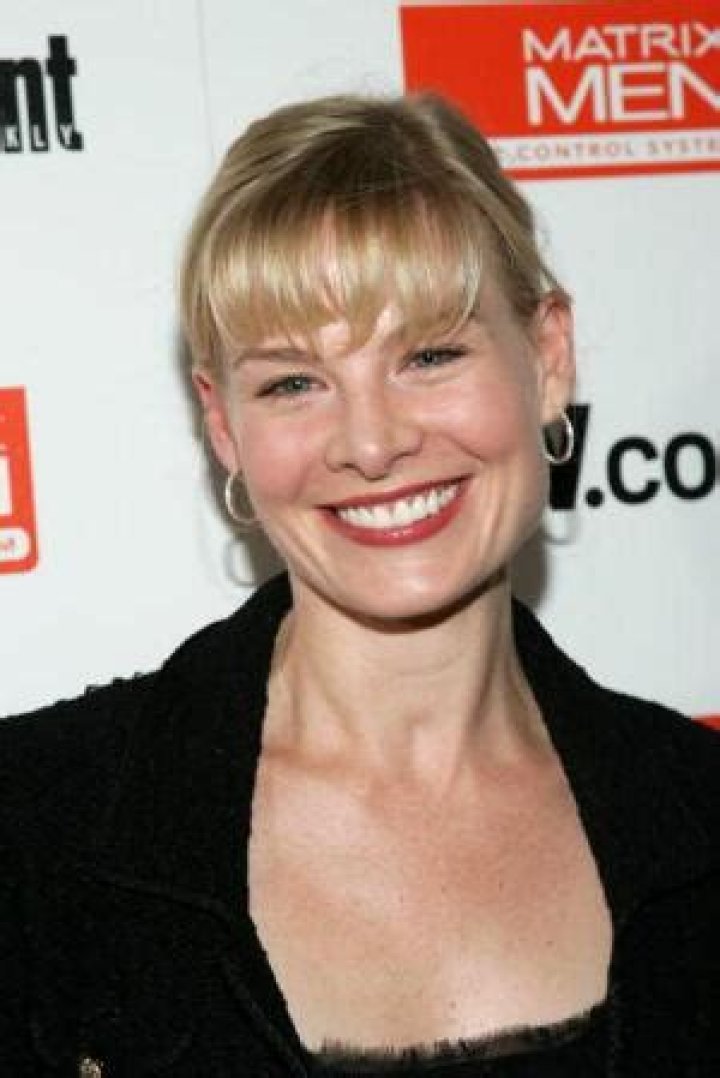 Melinda Page Hamilton Height, Weight, Net Worth, Age, Birthday, Wikipedia, Who, Nationality, Biography