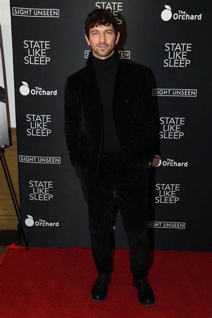 Michiel Huisman Net Worth