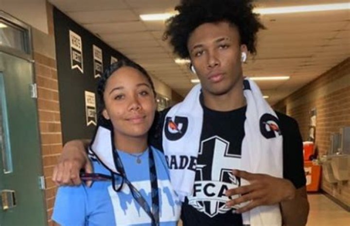 Mikey Williams Siblings: What To Know About His Sister and Brother