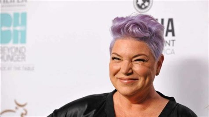 Mindy Cohn is Lesbian? Or she is married and has a husband?