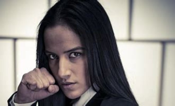 Mitra Suri Net Worth