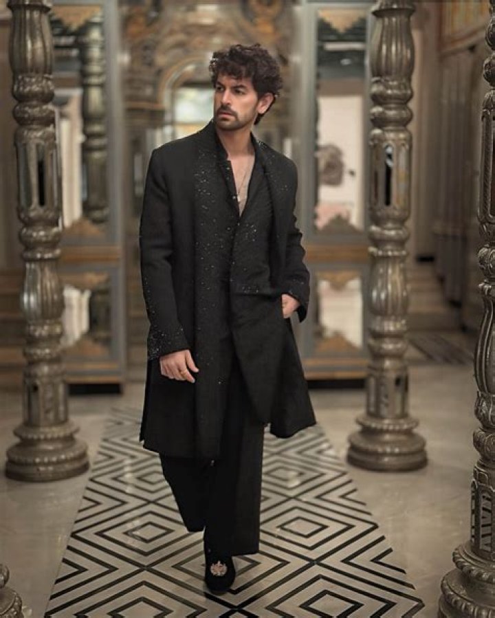 Neil Nitin Mukesh Net Worth: Details About Songs, Height, Movies, Wife - SarkariResult