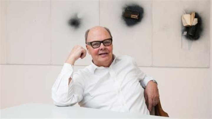 Nicholas Logsdail Net Worth