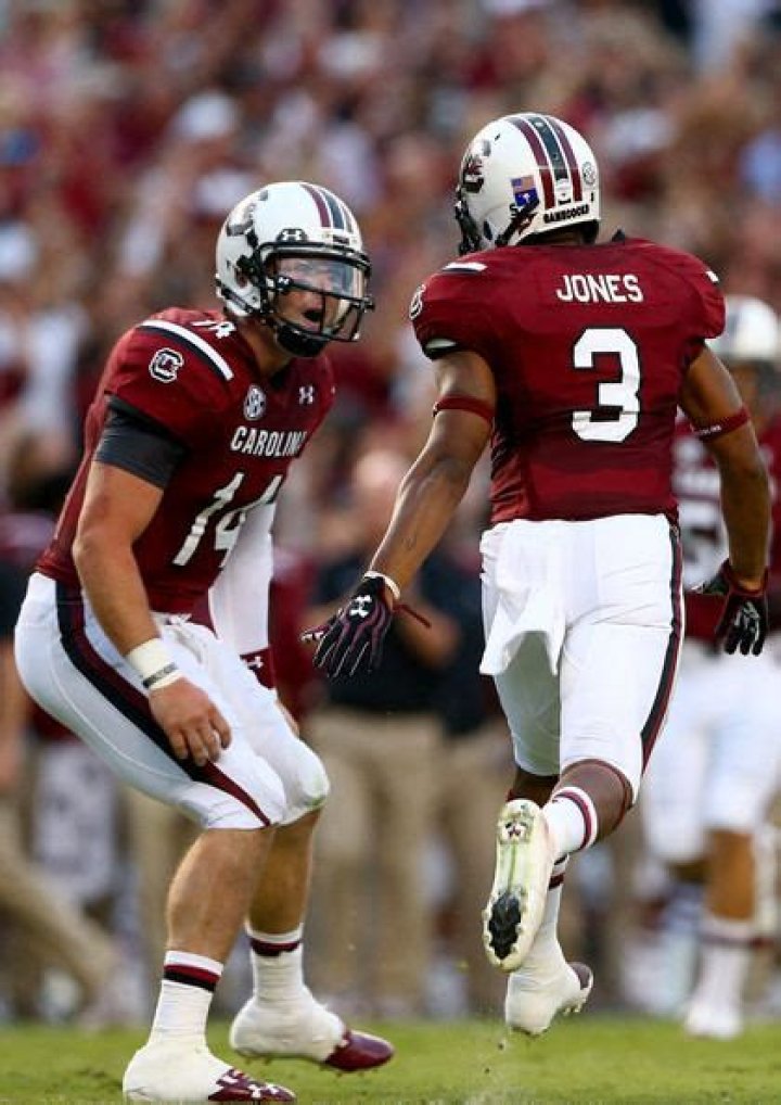 Nick Jones (American football)