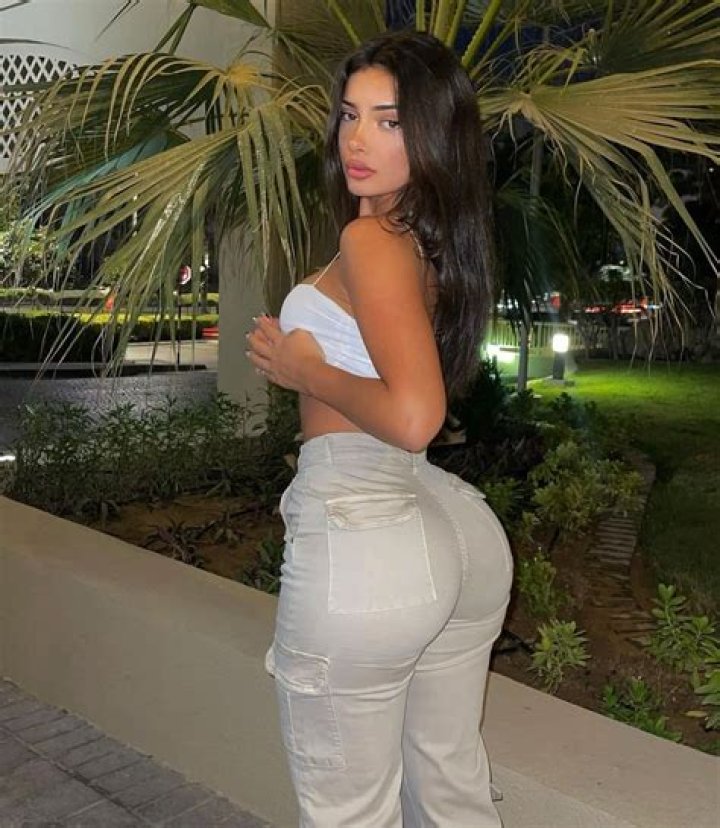 
Nick Shinde Biography, Age, Boyfriend, Height, Net Worth 