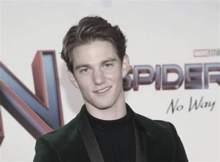 Nico Greetham Height, Weight, Net Worth, Age, Birthday, Wikipedia, Who, Nationality, Biography
