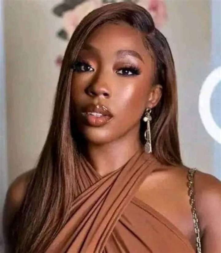 
Nollywood Actress, Beverly Naya Shows Off Lovely Outfit In New Instagram Post 