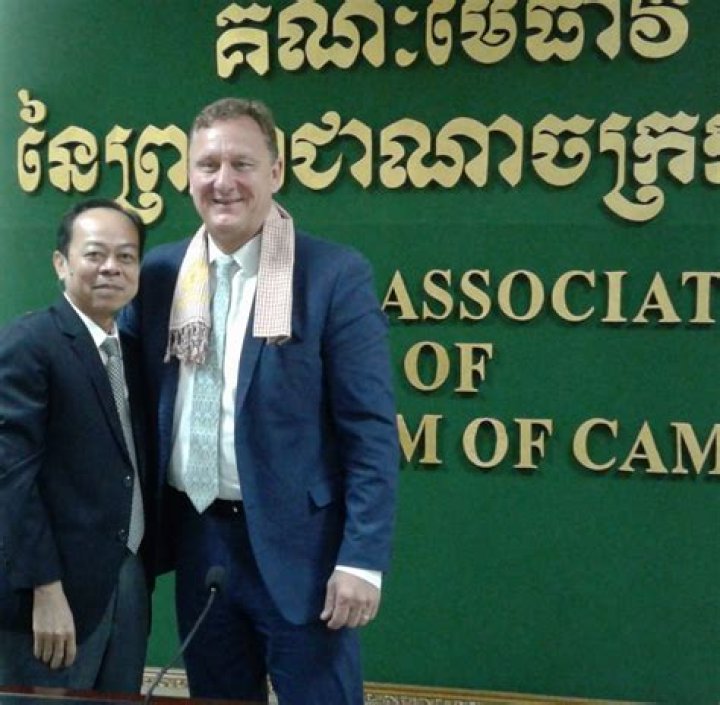 Nong Suon Obituary: Remembering the Life and Circumstances of Nong Suon's Passing - SarkariResult