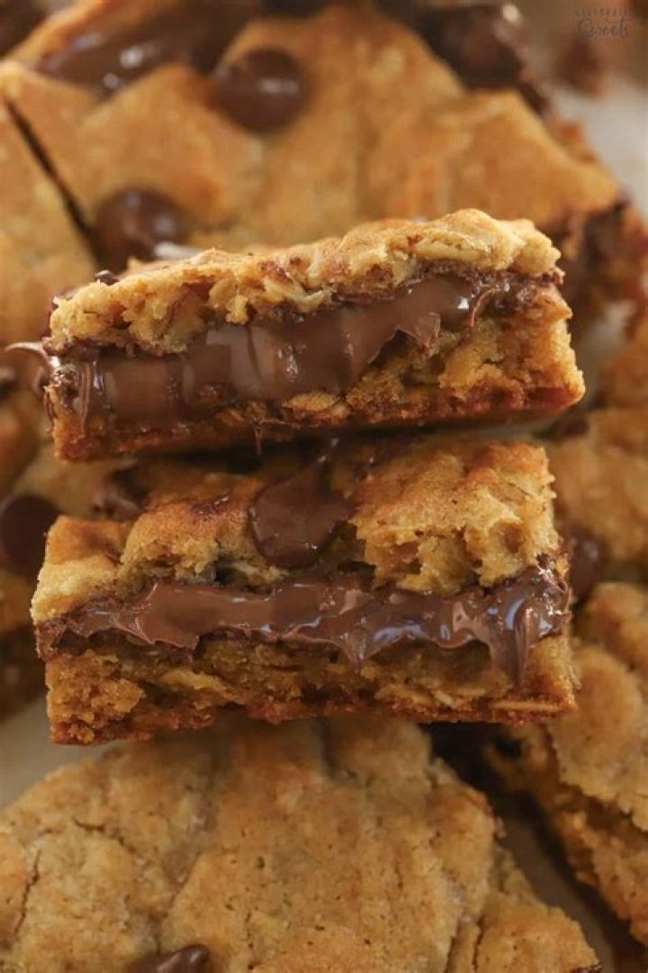 Nutella Cookie Bars {So Easy}