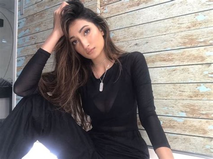 
Palak Tiwari Height, Weight, Net Worth, Age, Birthday, Wikipedia, Who, Nationality, Biography 