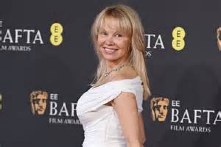
Pamela Anderson Religion: Is She Christian Or Jewish? Family And Ethnicity 