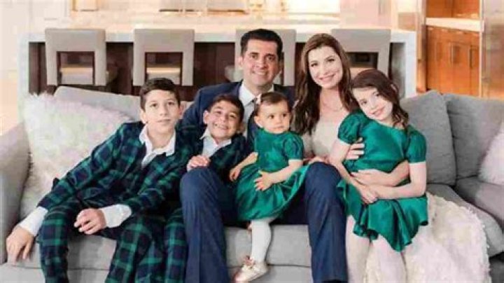 Patrick Bet-David Wife, Net worth, Books, Wiki, Bio, Family, Kids, Career