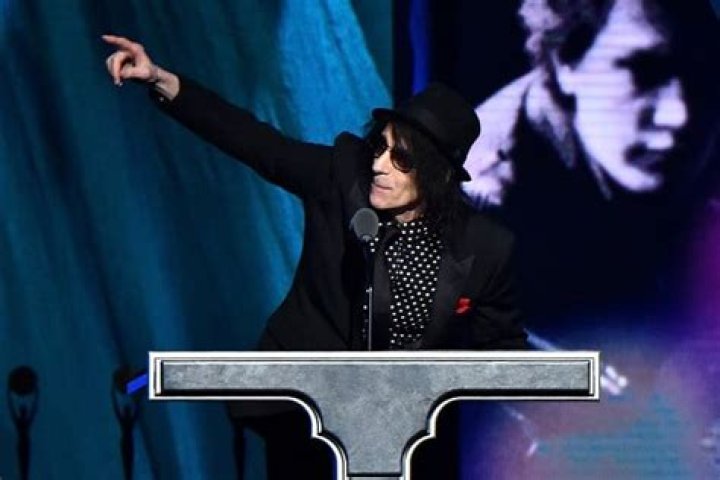 Peter Wolf Net Worth