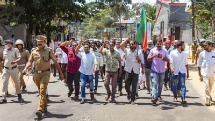 
PFI calls for Kerala shutdown on Friday to protest arrest of their leaders 