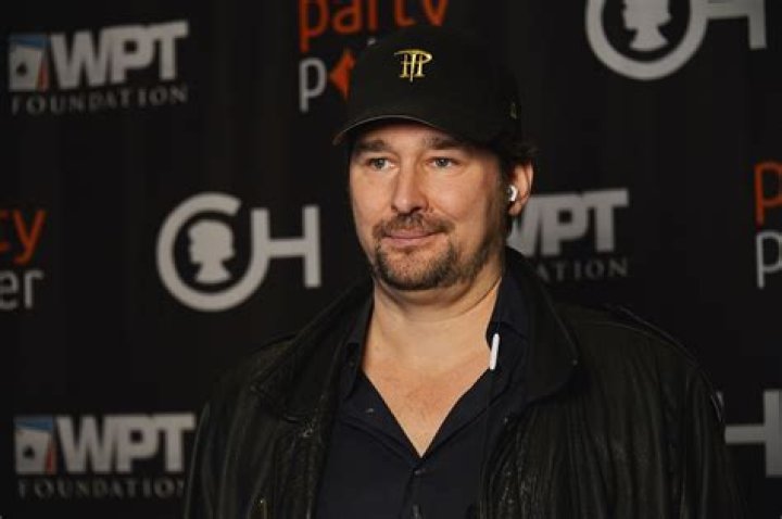 Phil Hellmuth Net Worth: Details About Career, Cars, Age, Wife, Income - SarkariResult