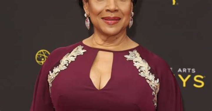Phylicia Rashad Height, Weight, Net Worth, Age, Birthday, Wikipedia, Who, Nationality, Biography