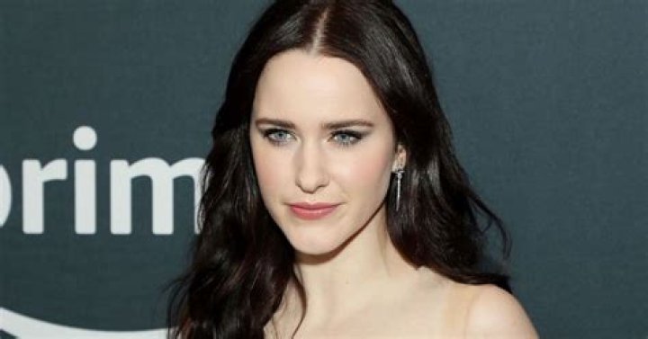 Rachel Brosnahan Height, Weight, Net Worth, Age, Birthday, Wikipedia, Who, Instagram, Biography