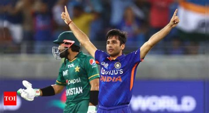 
Ravi Bishnoi has got age on his side; should now perform to become undroppable: Sunil Gavaskar 