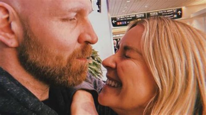 Renee Paquette Net Worth: How Rich Is Jon Moxley Wife?