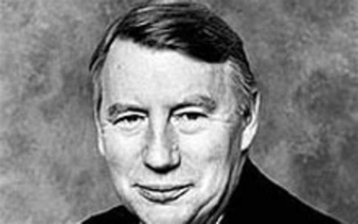 Robert McNeil Net Worth