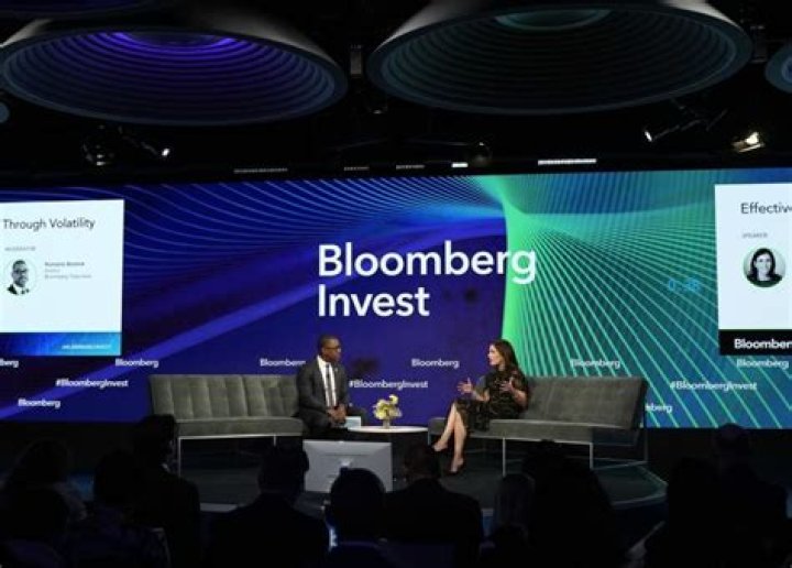 Romaine Bostick [Bloomberg] Wikipedia, Age, Salary, Wife, Brother