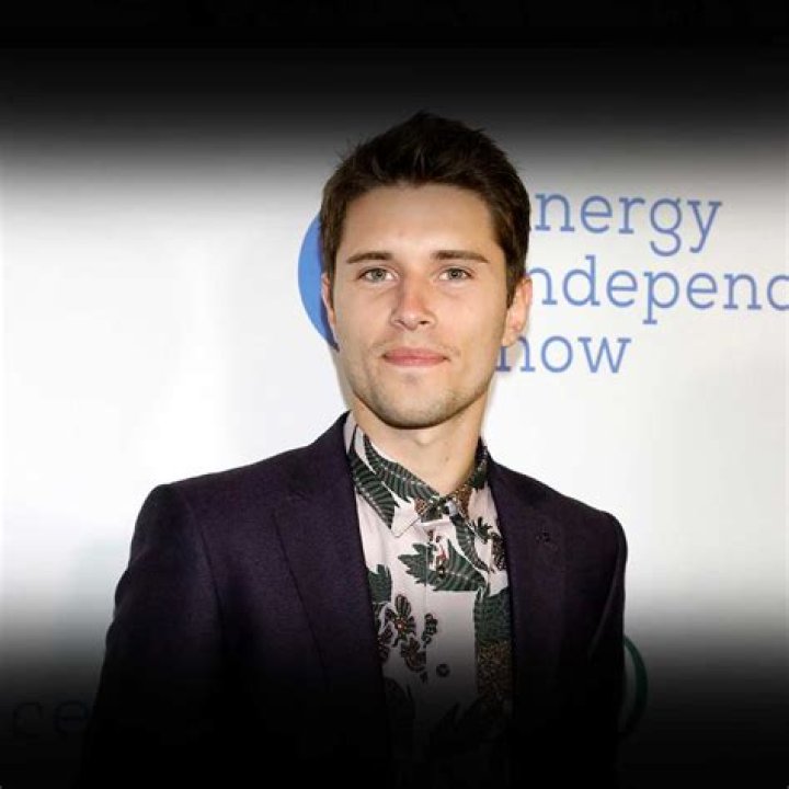Ronen Rubinstein Height, Weight, Net Worth, Age, Birthday, Wikipedia, Who, Nationality, Biography