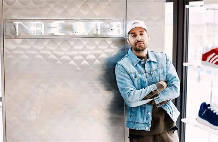 Ronnie Fieg Height, Weight, Net Worth, Age, Birthday, Wikipedia, Who, Nationality, Biography