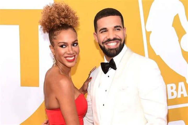 Rosalyn Gold Onwude Parents, Bio, Boyfriend, Age, Height, Married