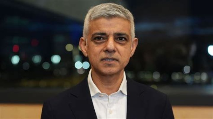 
Sadique Khan Height, Weight, Net Worth, Age, Birthday, Wikipedia, Who, Nationality, Biography 