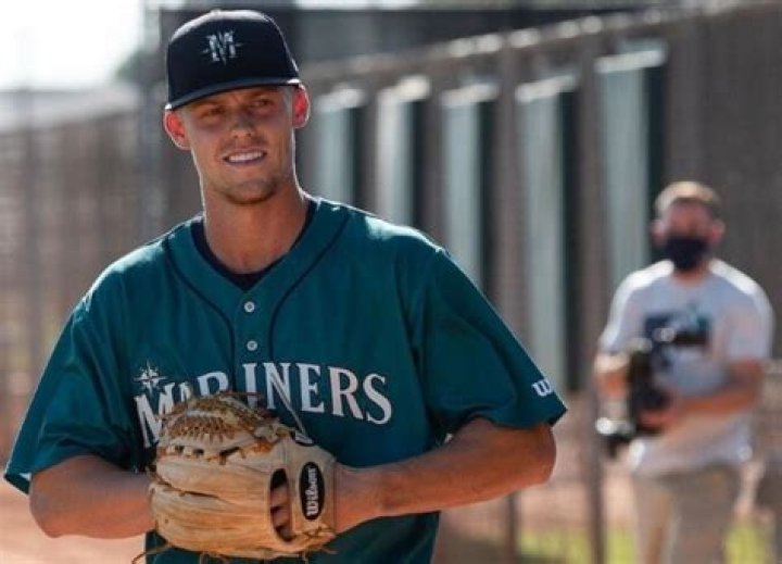 Sam Carlson Net Worth