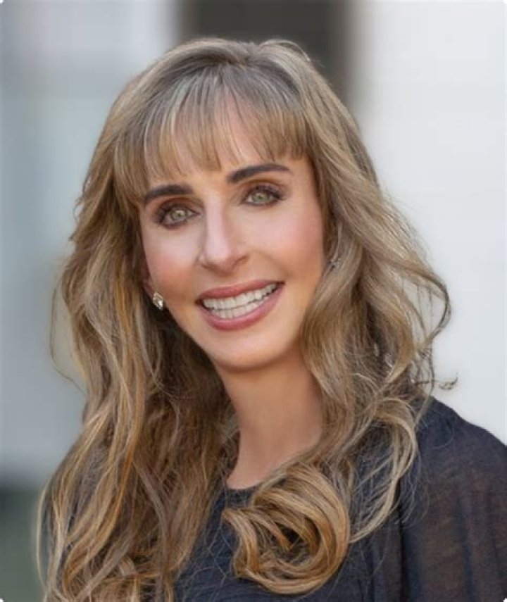Samantha Maureen Aucoin Net Worth, Age, Birthday, Wikipedia, Who, Nationality, Biography