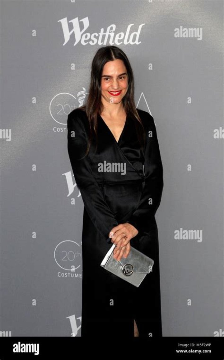 Sarah Evelyn Bram Net Worth