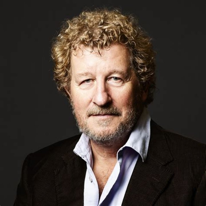 Sebastian Faulks