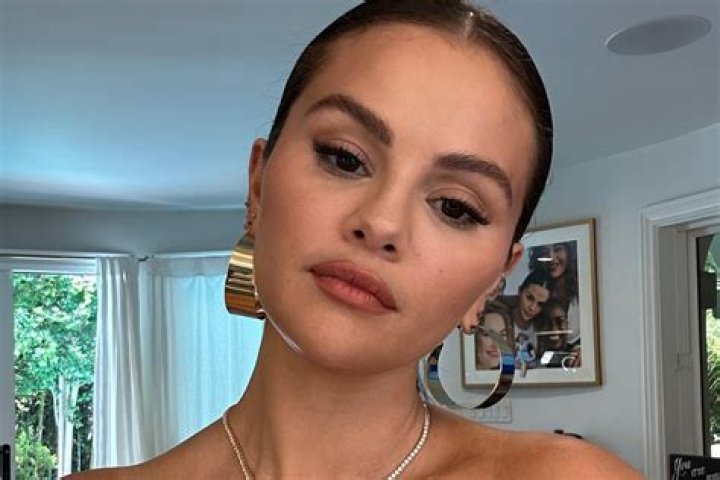Selena Gomez Leaked Video And MMS: Photo Scandal Viral