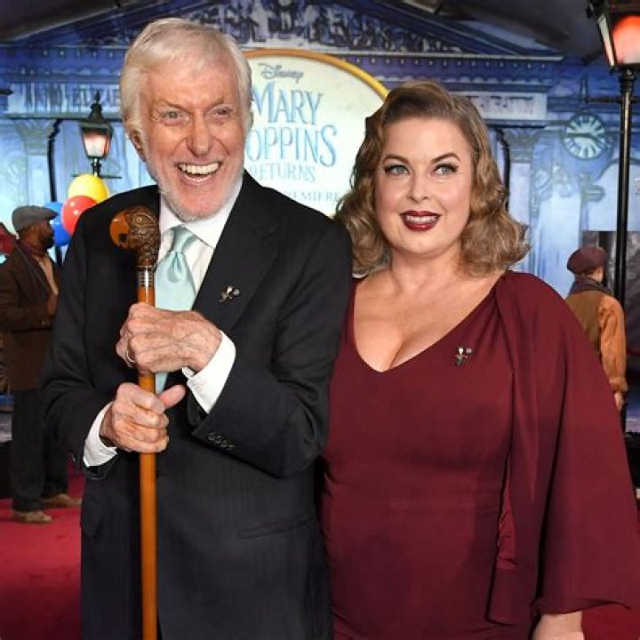 Shane Van Dyke Bio, Age, Family, Wife, Children, Net Worth, Movies, Actor