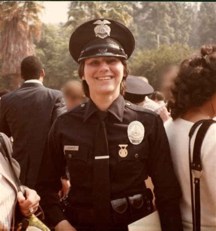 Sherri Hill Wiki, Biography, Age, Net Worth, Husband, Instagram