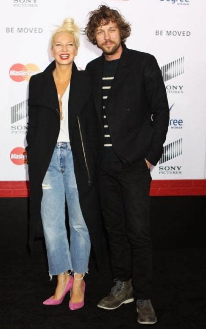 Sia Furler Net Worth