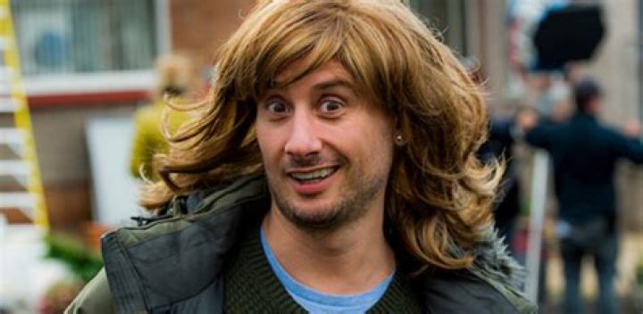 Simon Carlyle Cause of Death