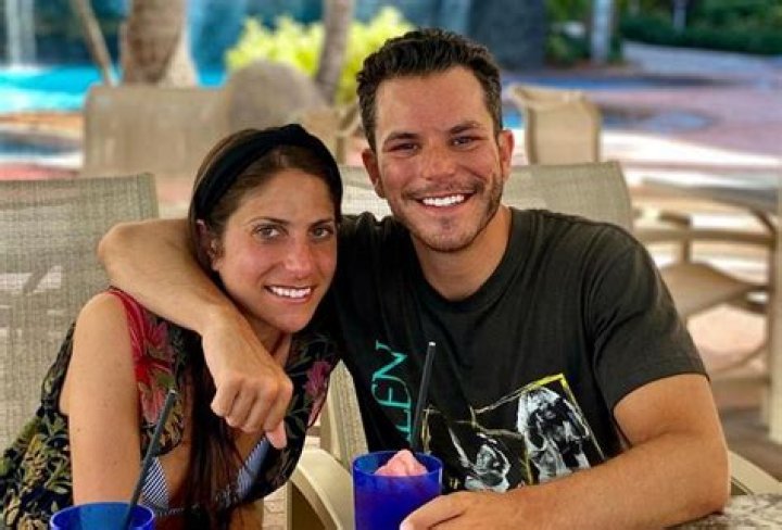 
Skylar Astin Brother – Meet Jace & Milan Lipstein, Age & Parents 