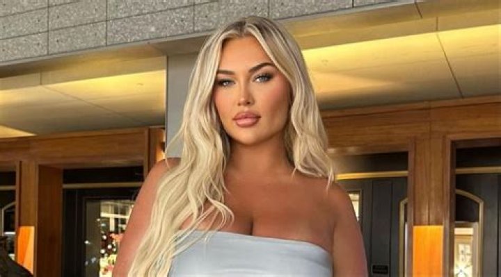 Sophie O’Neill Net Worth