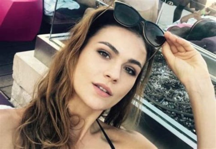 Sophie Skelton Height, Weight, Net Worth, Age, Birthday, Wikipedia, Who, Nationality, Biography