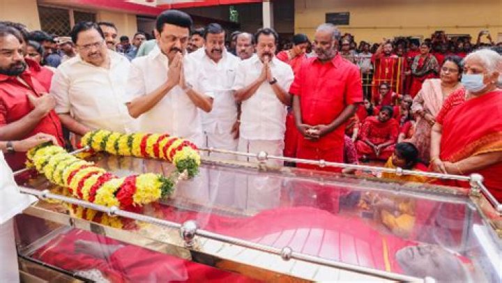 Spiritual Leader Bangaru Adigalar Death News: What Happened To Spiritual Guru Bangaru? - SarkariResult