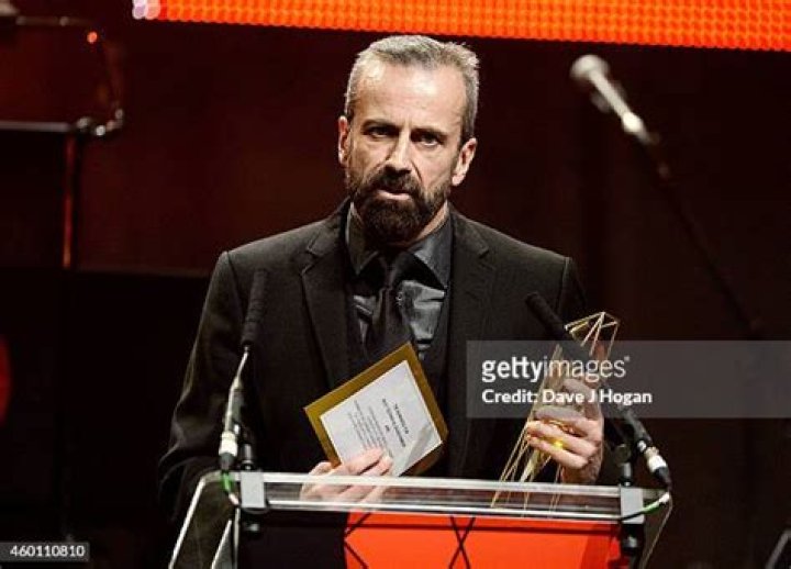 Stephen Rennicks Net Worth