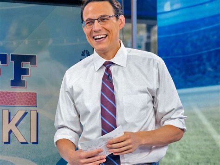 Steve Kornacki Height, Weight, Net Worth, Age, Birthday, Wikipedia, Who, Instagram, Biography