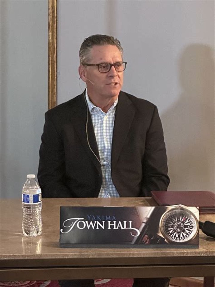 Steve Largent Net Worth (Updated 2022) Earnings, Salary, Wiki